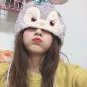 Bella Huang's avatar