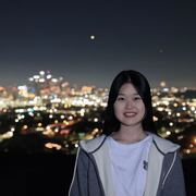 Xinyi Xu