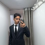 Adam Benchlih's avatar