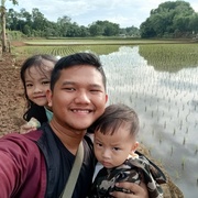 Fahmi Idris's avatar