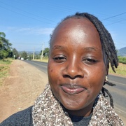 Elizabeth Julius's avatar