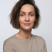 Yulia Romanova's avatar