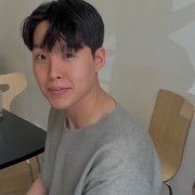 Logan Janghoon Lee's avatar