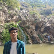 Avinash Maharoliya's avatar
