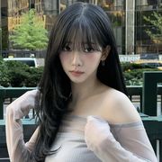 megan roger's avatar