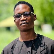 Lincoln Adura